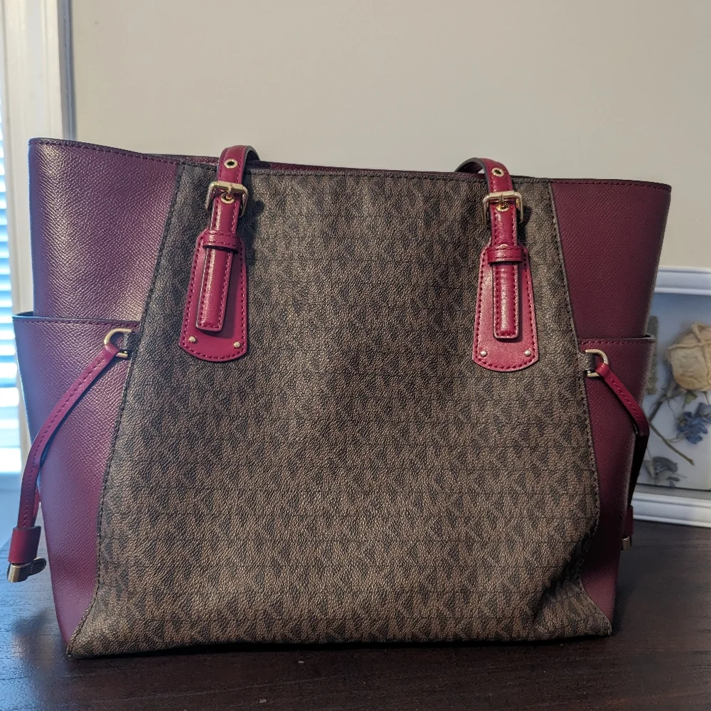 Michael Kors Maroon and Brown Shoulder Bag